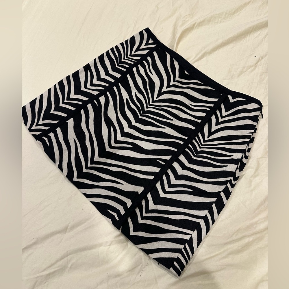 J. Crew Black and White Zebra Print A-Line linen Skirt